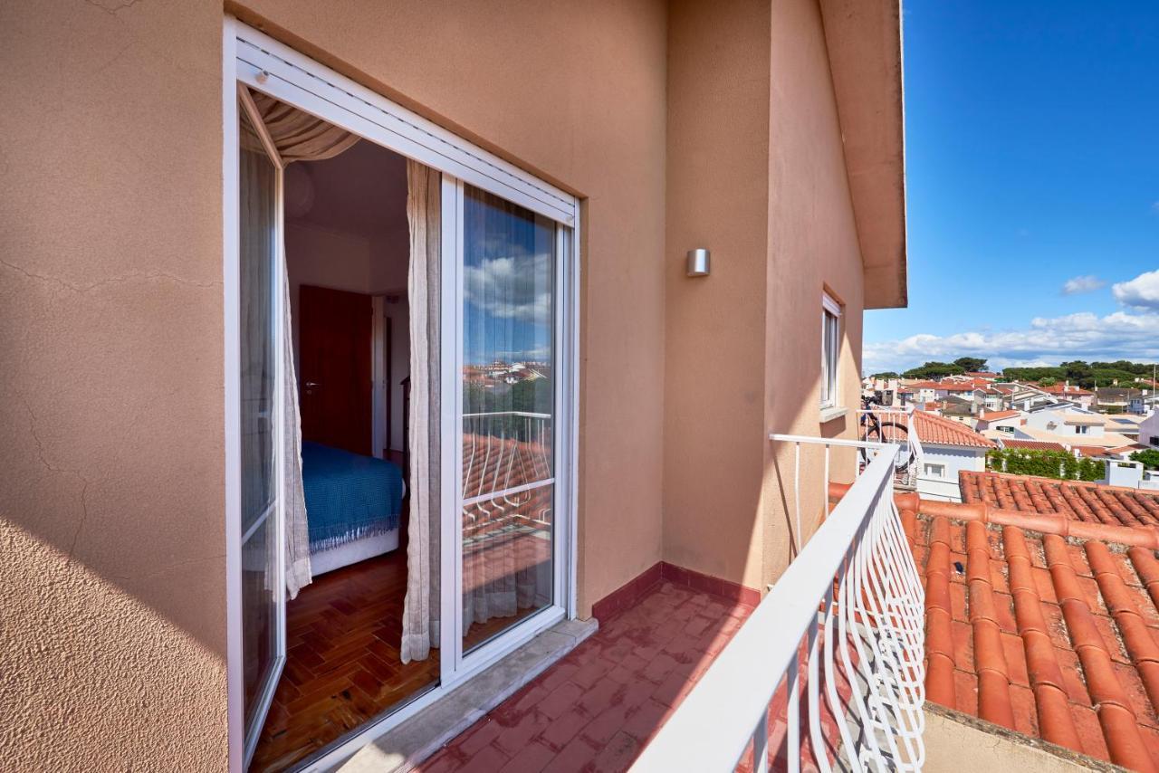 Bright Apartment With Garden In Cascais Exterior photo