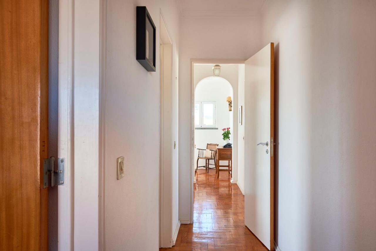 Bright Apartment With Garden In Cascais Exterior photo